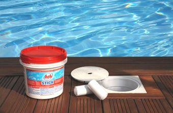 chlore piscine stick