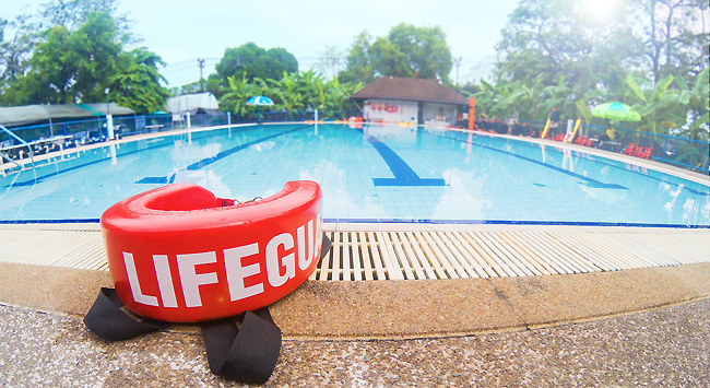 Sécurité barrière piscine