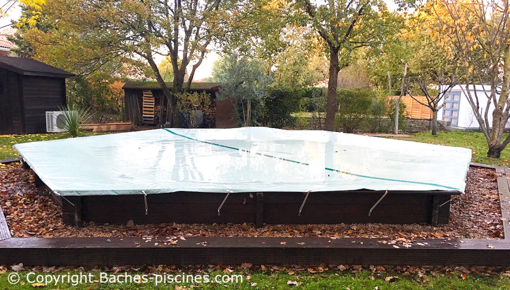 Couverture piscine hivernage. hors sol bois