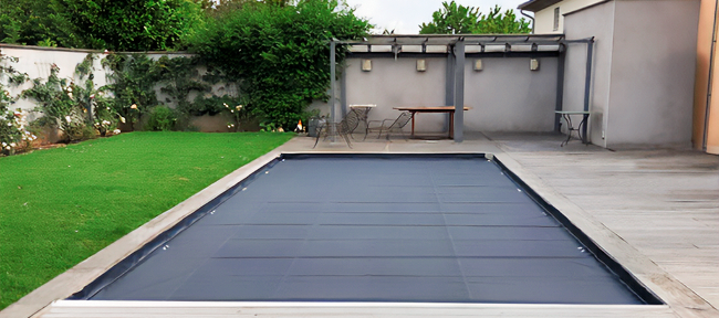 protéger volet flottant piscine