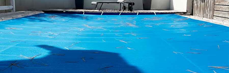 bache filet piscine contre feuille