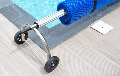 enrouleur bache piscine bulle