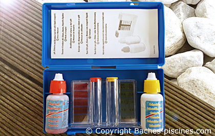 Kit D'analyse Chlore Et PH Pour Piscine - Trousse Test Eau Avec Réactifs Liquides, Jusqu'à 100 Analyses, Facile à Utiliser