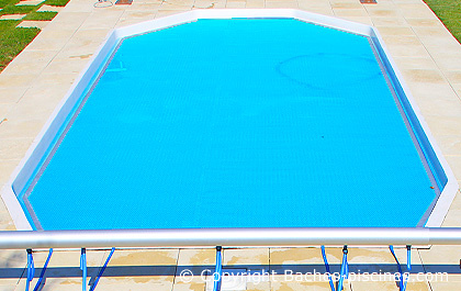 Bâche à bulle d'été 400 microns Bleu piscine 12m x 6m