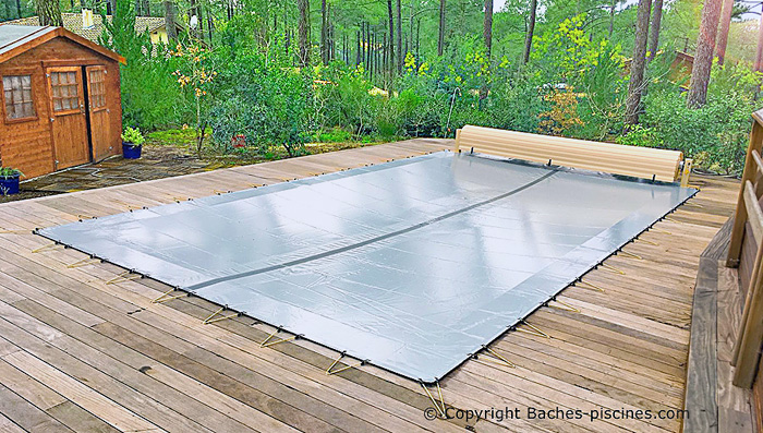 Bâche Piscine carrée 5x5 m Bleue - Qualité 10 ans TECPLAST 680PI -  Couverture d'hivernage - Grille d