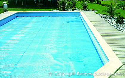 Couverture de Piscine Bâche Piscine-Bâche de Protection, Grande bâche de  Couverture de Piscine rectangulaire d'hiver avec Maille Solide Verte,  Installation Facile, matériel Inclus : : Jardin