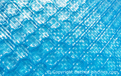couverture à bulles renforcée bleu 400 microns