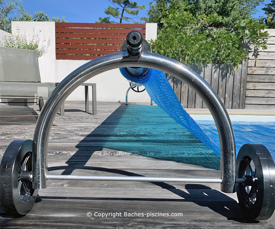 roue, pieds, volant, tube, vis pour enrouleur piscine