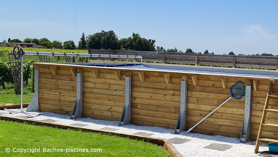 Enrouleur piscine hors sol avec pieds reglables