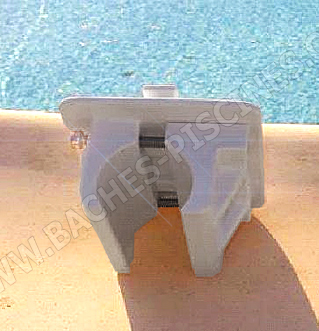 Fixation enrouleur piscine tubulaire