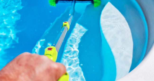 PISCINE ACCESSOIRES: Manche télescopique réglable 