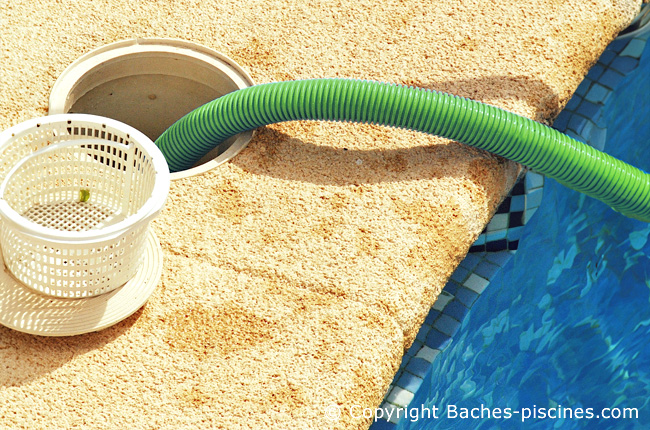 Raccordement tuyau aspirateur pour piscine