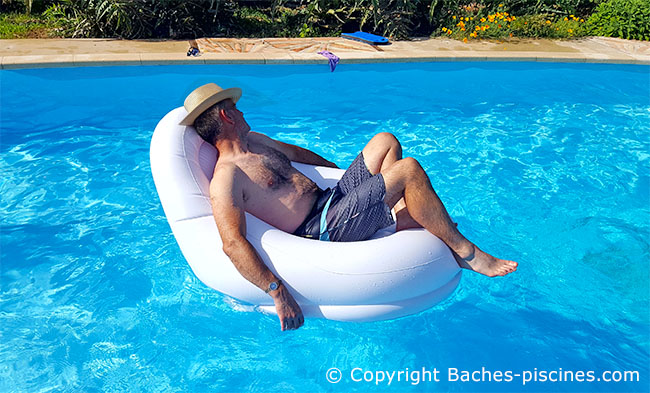 matelas gonflable si&egrave;ge piscine cocoon