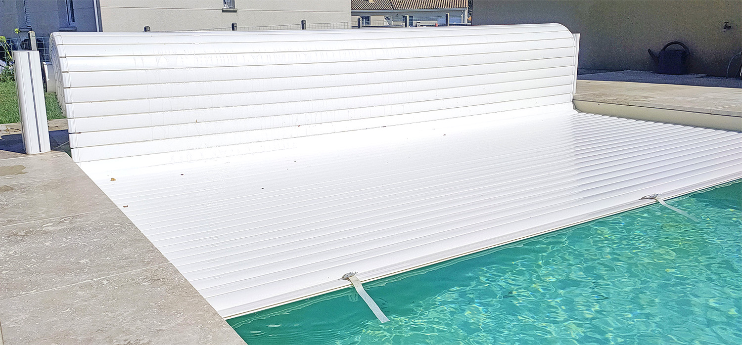 Installation volet piscine